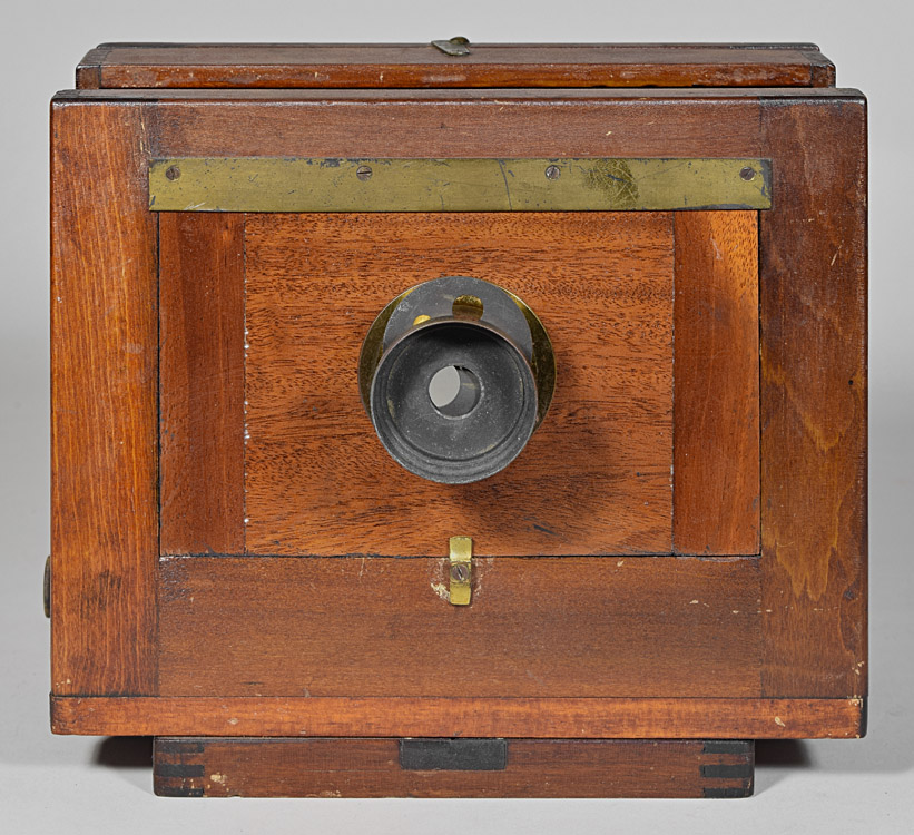 1343-unknown.back.focus.straight.bellows-5x8-c-750.jpg